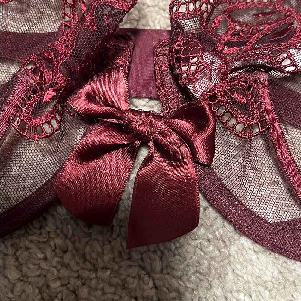 Victoria’s Secret unlined bra with bow, burgundy, size 38D EUC! Vintage 2008 Y2K - Picture 4 of 7